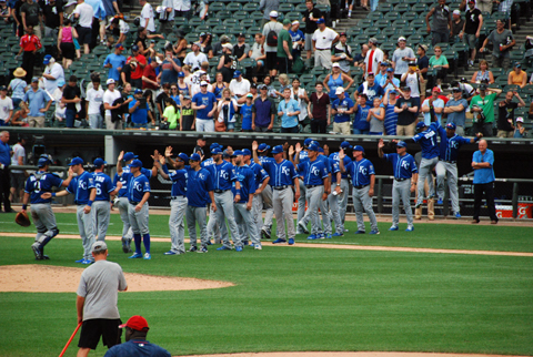 ロイヤルズが勝利