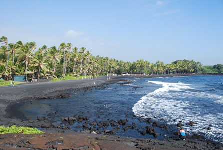 プナルウ黒砂海岸