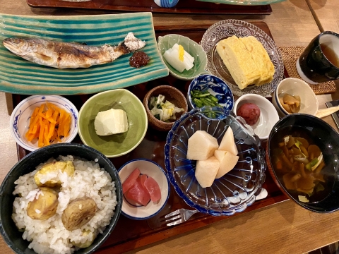 豪勢な朝食膳 豪勢な朝食膳